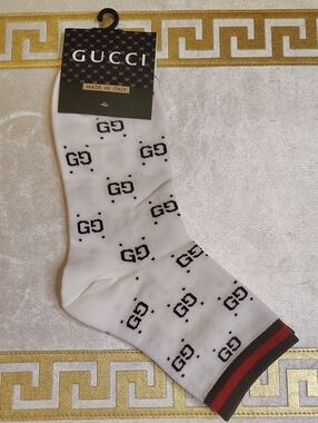 Gucci White Crew Socks with Black GG Motif and Red-Green Stripe